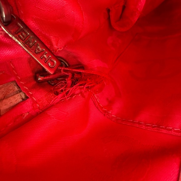 CHANEL Cambon Line White/Black CC Logo Leather Shoulder Bag - Picture 14 of 15